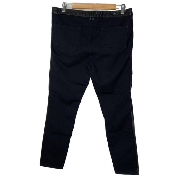 Anthropolgie Pilcro The Stet slim ankle 5 Pocket Pants Faux Leather Size 31p - Picture 2 of 10